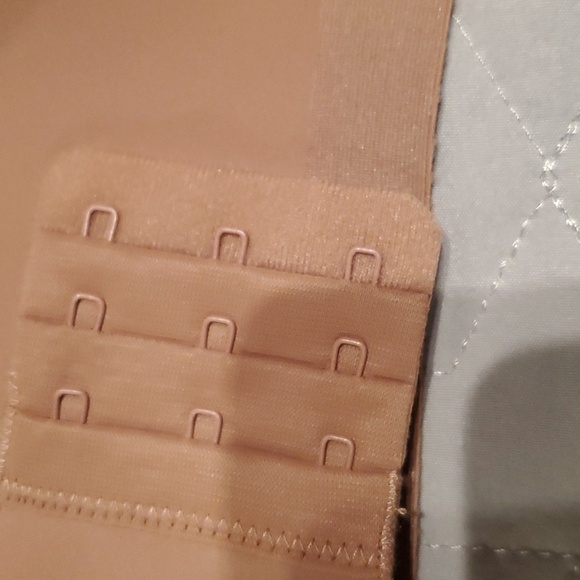 Auden back smoother bra size 42DD - Picture 4 of 4